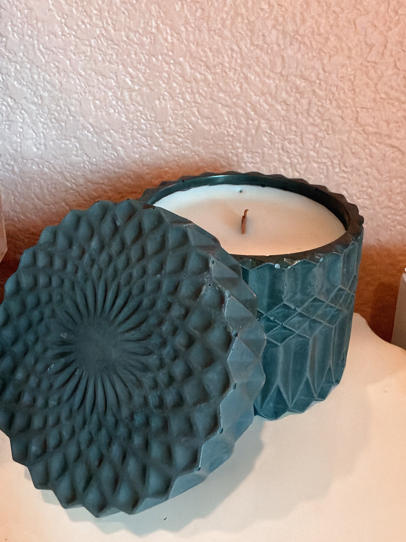 Casa Isla Hand-Poured Concrete Candle